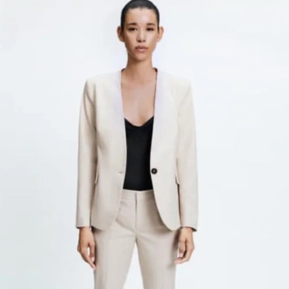 Zara Women's Cream Blazer